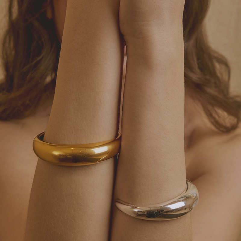 KARMIKA rigid stainless steel bracelet with thick band design