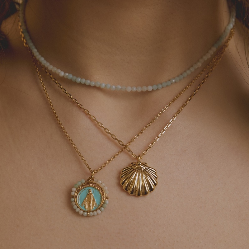 Collar Virgen María acero inoxidable chapado en oro 18k con minerales naturales 40-45 cm resistente al agua