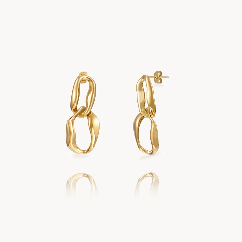 VITTORIAS gold earrings in 316L stainless steel with irregular chain links and stud closure