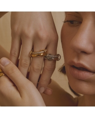 Anillo SABINE de acero inoxidable con baño de oro 18k y circonitas IT'S MIEL JEWELRY